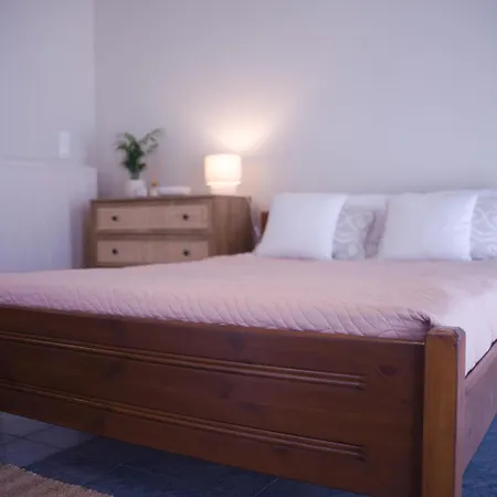 Oasis Apartment